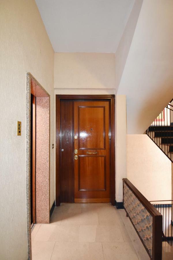 Nice And Warm Rooms Rome Extérieur photo