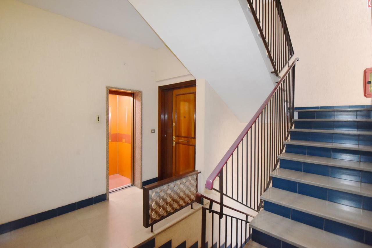 Nice And Warm Rooms Rome Extérieur photo