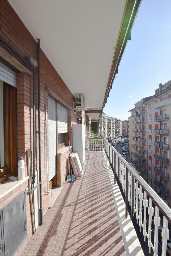 Nice And Warm Rooms Rome Extérieur photo